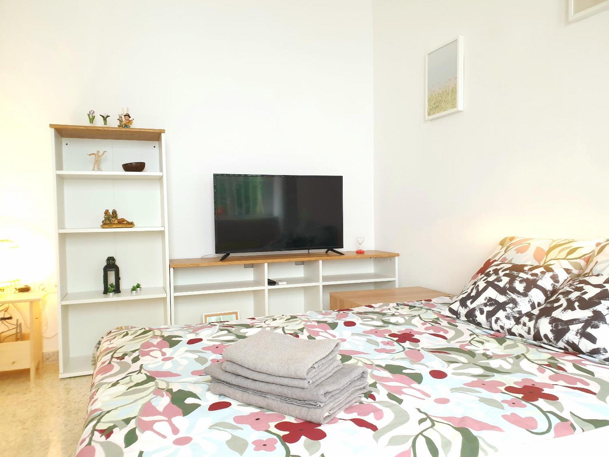 Sunny Malaga Centre Flats, 2 Options, With Balcony Or Terrace Apartment ภายนอก รูปภาพ