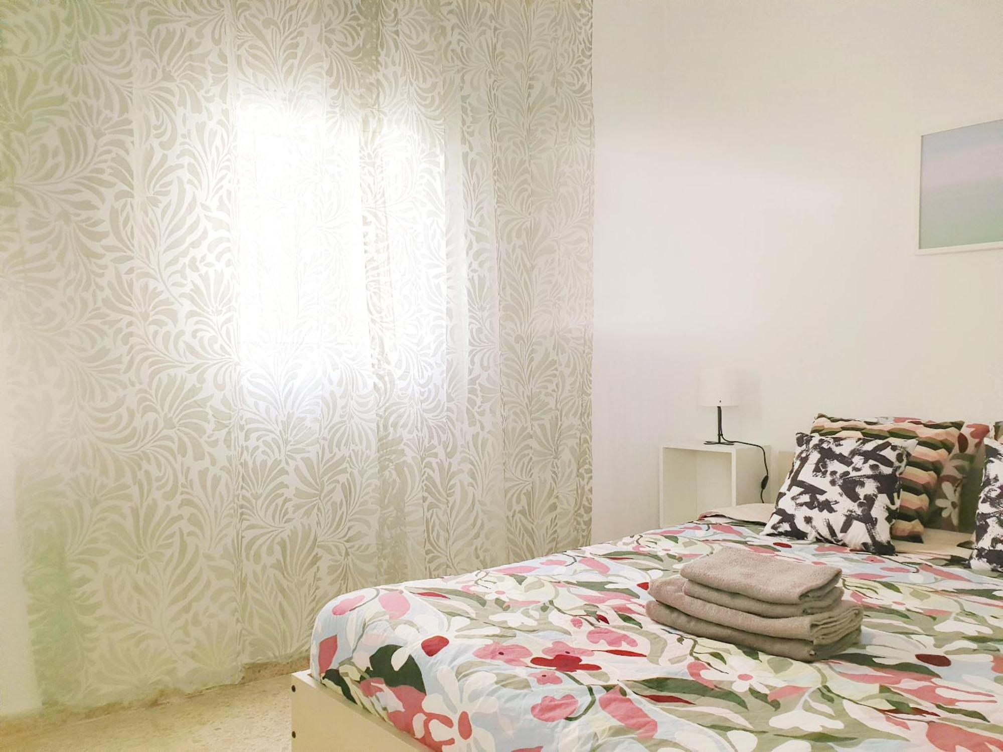 Sunny Malaga Centre Flats, 2 Options, With Balcony Or Terrace Apartment ภายนอก รูปภาพ