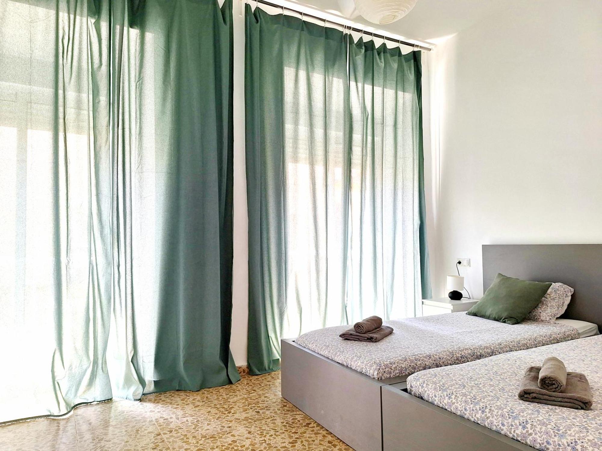 Sunny Malaga Centre Flats, 2 Options, With Balcony Or Terrace Apartment ภายนอก รูปภาพ